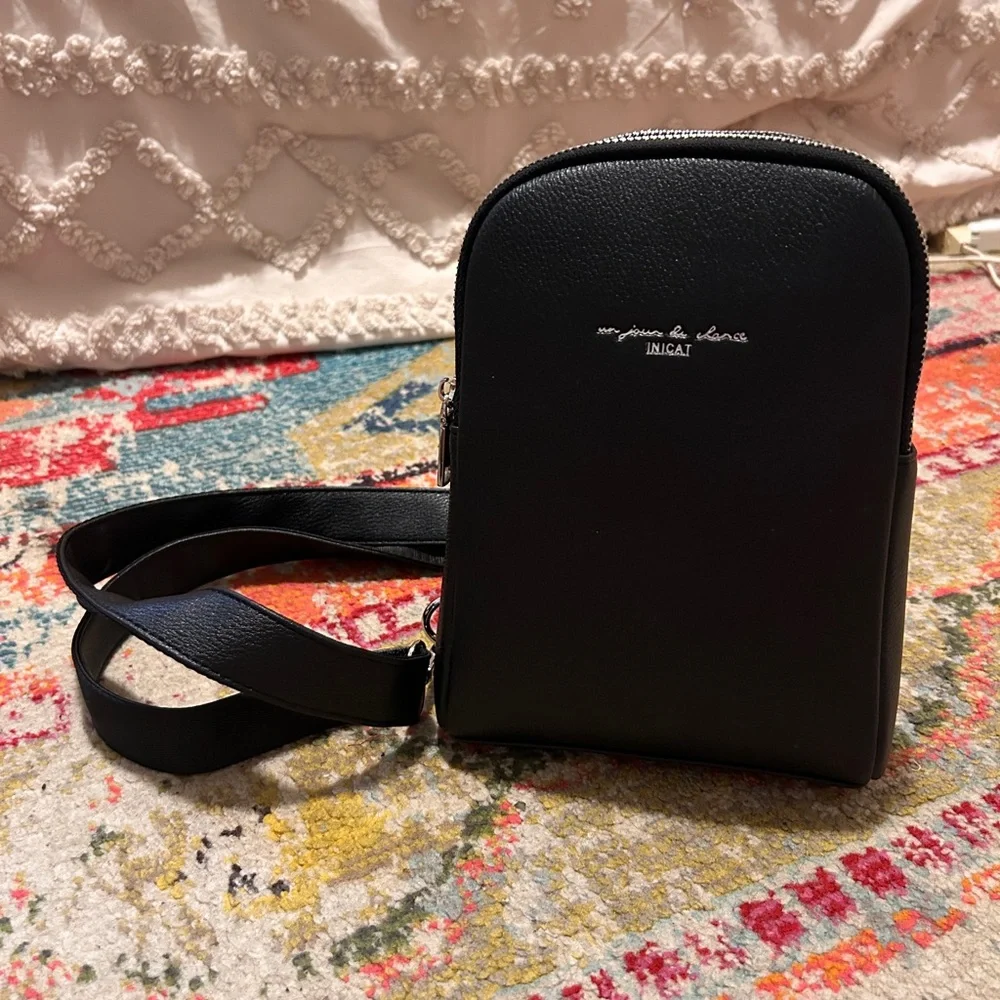 Amazon Anti Theft Black Leather Crossbody Sling Bag - Picture 8 of 15
